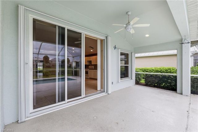 2447 Woodbourne PL, Cape Coral, FL 33991