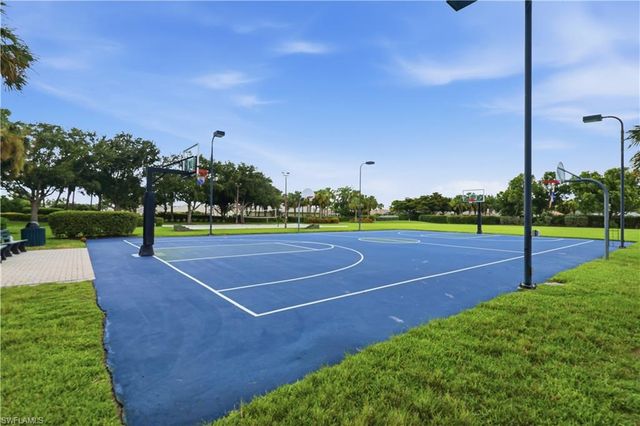 2447 Woodbourne PL, Cape Coral, FL 33991