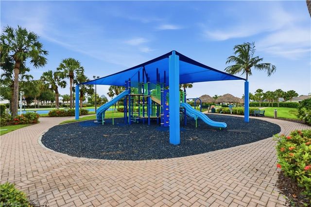 2447 Woodbourne PL, Cape Coral, FL 33991