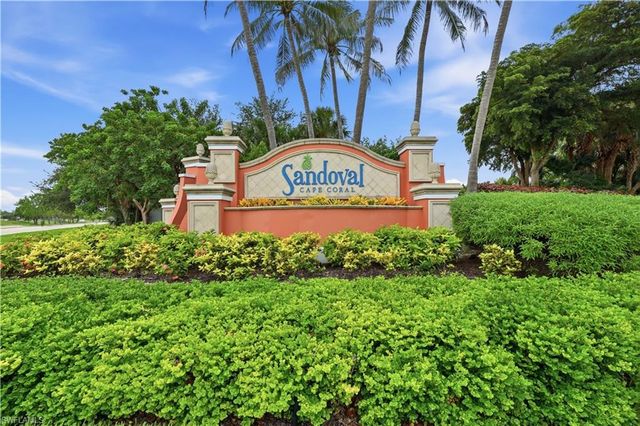 2447 Woodbourne PL, Cape Coral, FL 33991