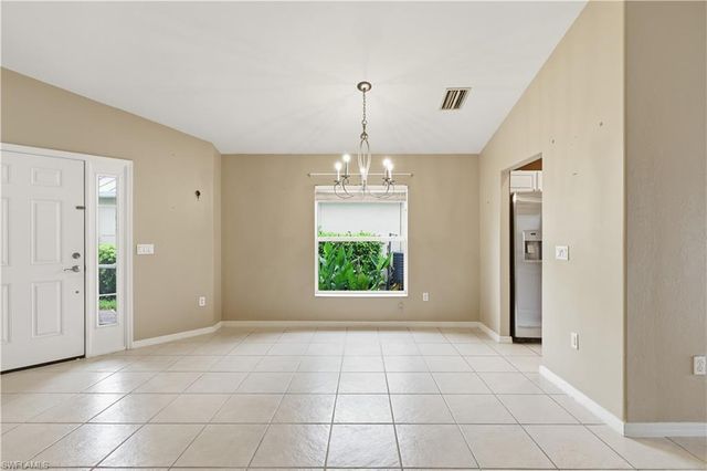 2447 Woodbourne PL, Cape Coral, FL 33991