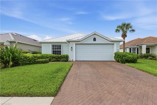 2447 Woodbourne PL, Cape Coral, FL 33991
