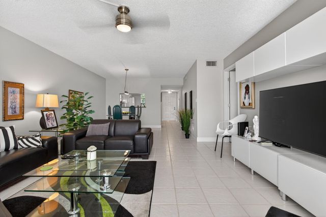 3485 Environ Boulevard C107, Lauderhill, FL 33319