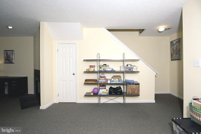 233 CAYMAN CT, Wilmington, DE 19808