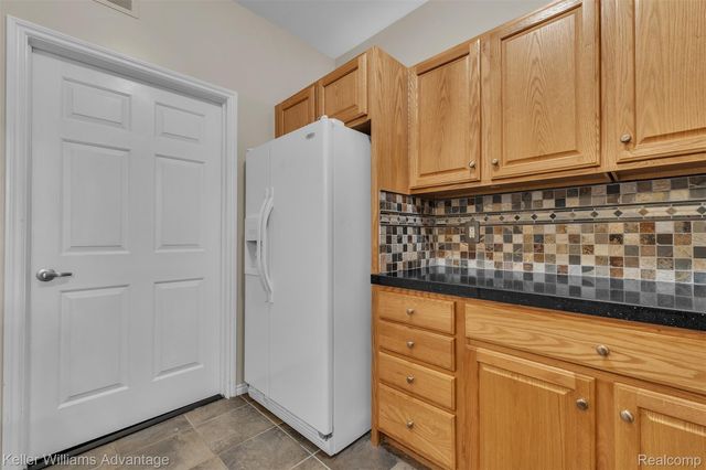 276 Constitution Street, Canton Charter Township, MI 48188