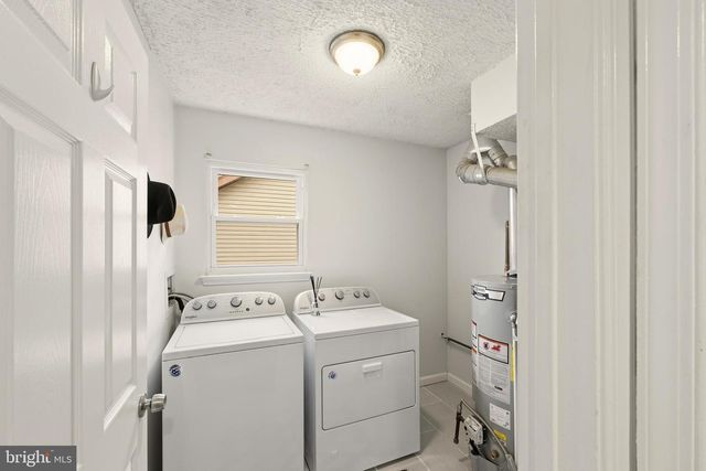 6171 ROBIN DR, Mays Landing, NJ 08330