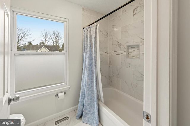 6171 ROBIN DR, Mays Landing, NJ 08330