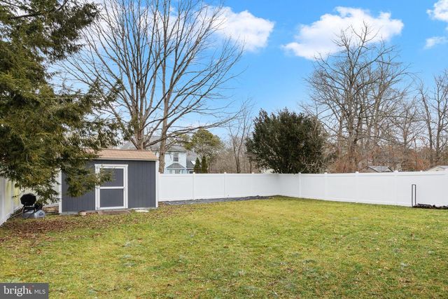 6171 ROBIN DR, Mays Landing, NJ 08330