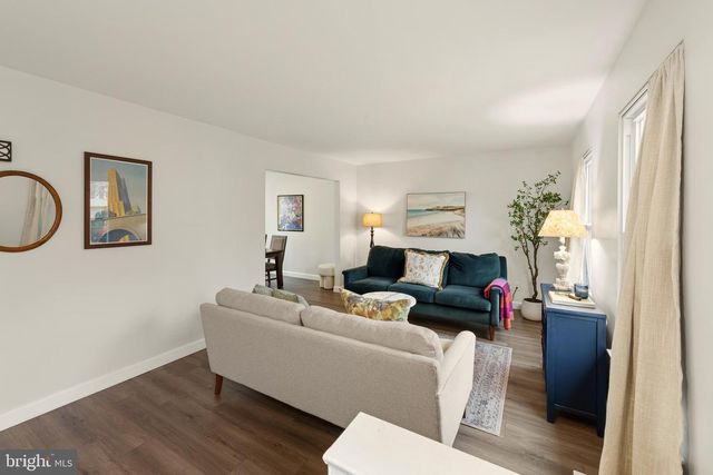 6171 ROBIN DR, Mays Landing, NJ 08330