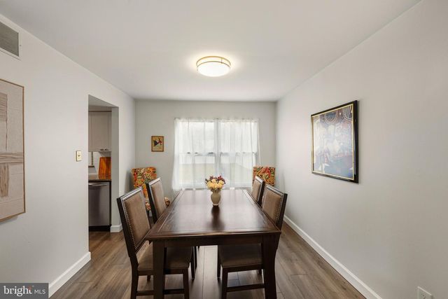 6171 ROBIN DR, Mays Landing, NJ 08330