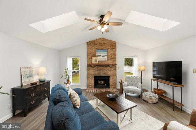 6171 ROBIN DR, Mays Landing, NJ 08330