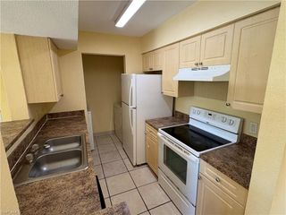 2905 Winkler AVE 719, Fort Myers, FL 33916