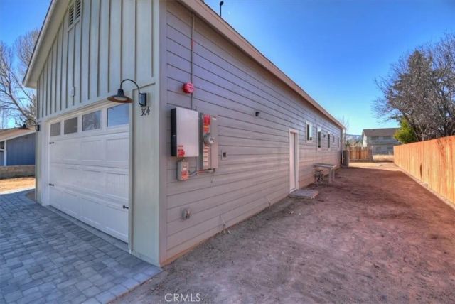 304 San Anselmo, Big Bear City, CA 92314