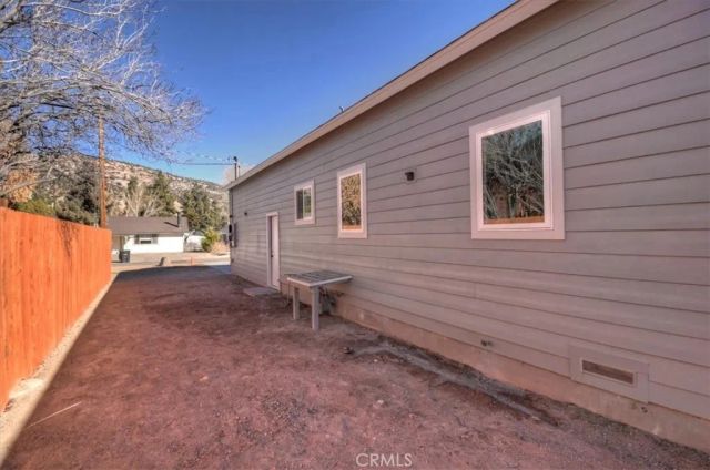 304 San Anselmo, Big Bear City, CA 92314