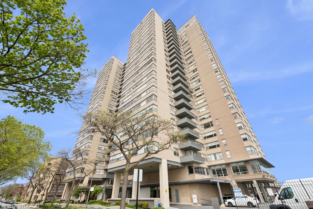 6301 N SHERIDAN Road 6V, Chicago, IL 60660