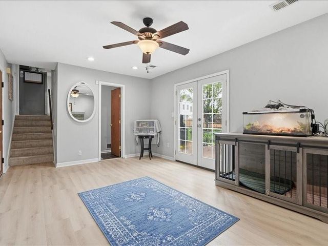 813 Valerie Lane, Gardner, KS 66030