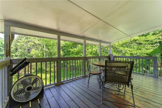 2727 Berry Court, Marietta, GA 30066