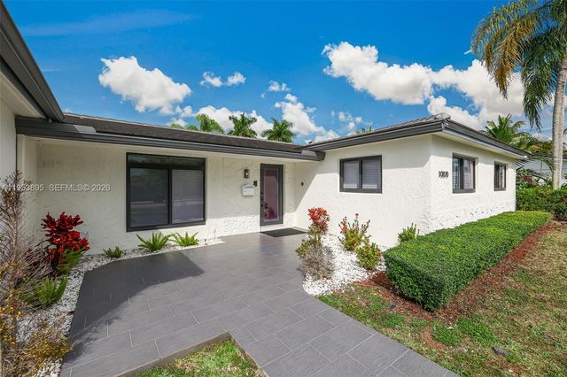 10870 SW 106th Avenue, Miami, FL 33176