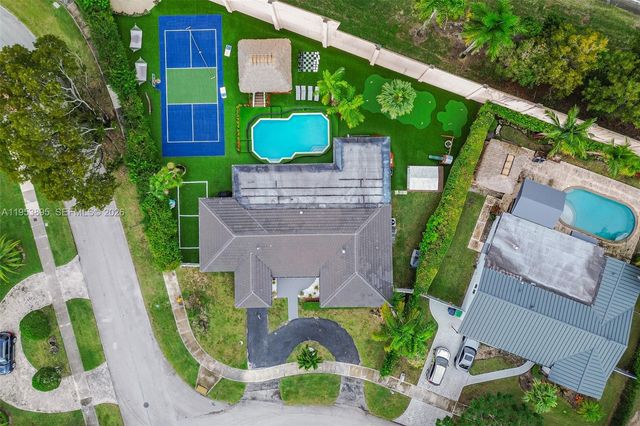 10870 SW 106th Avenue, Miami, FL 33176