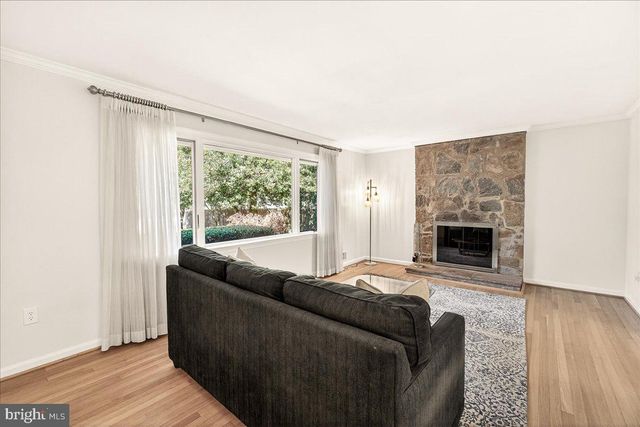 19005 PLUMMER DR, Germantown, MD 20876