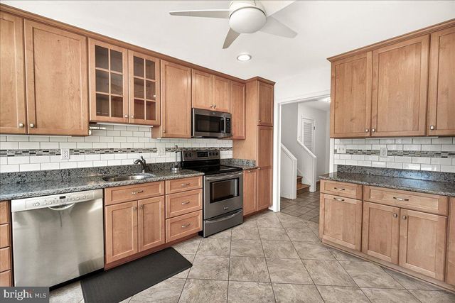 19005 PLUMMER DR, Germantown, MD 20876