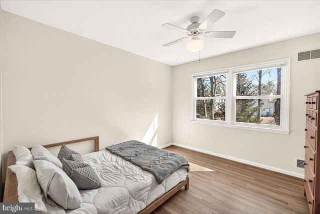 19005 PLUMMER DR, Germantown, MD 20876