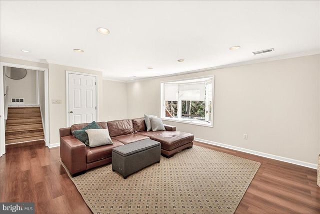 19005 PLUMMER DR, Germantown, MD 20876