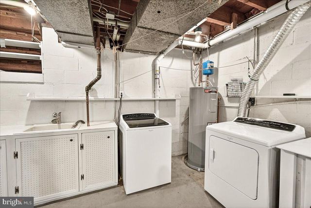 19005 PLUMMER DR, Germantown, MD 20876