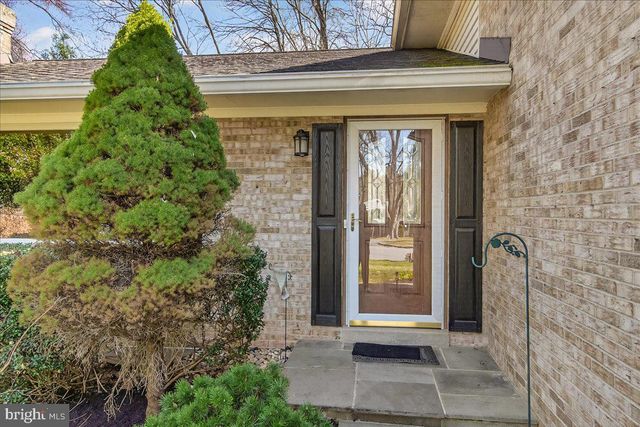 19005 PLUMMER DR, Germantown, MD 20876