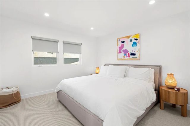 1576 E Ocean Boulevard, Newport Beach, CA 92661