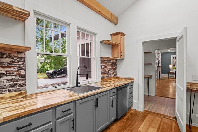 321 N Park St., Mullins, SC 29574