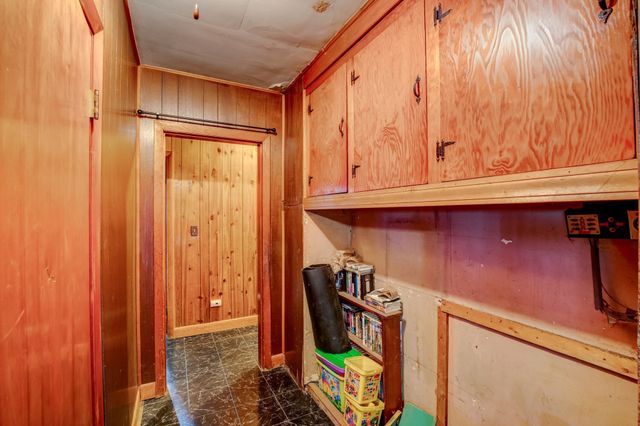 56 John St, Lunenburg, MA 01462