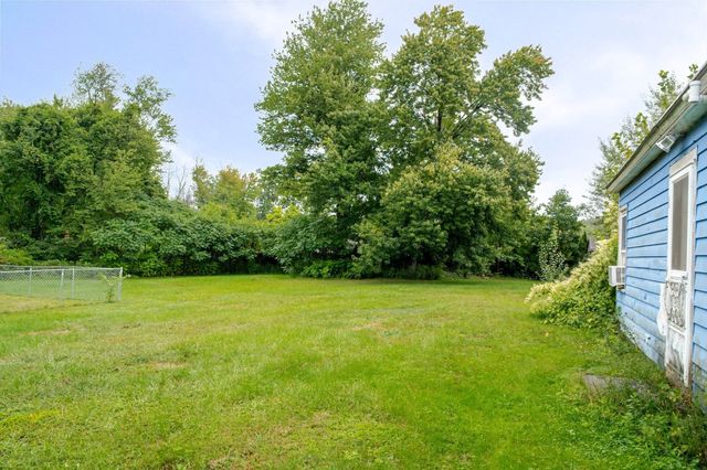 56 John St, Lunenburg, MA 01462