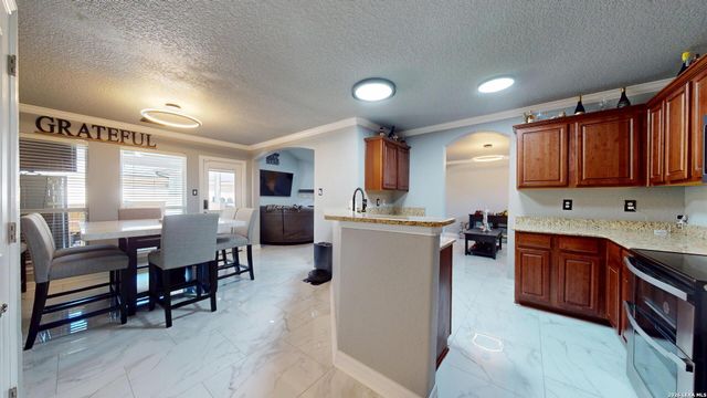 6127 ROYAL RDG, San Antonio, TX 78239