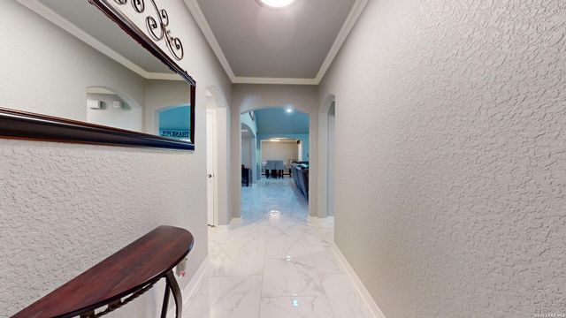 6127 ROYAL RDG, San Antonio, TX 78239