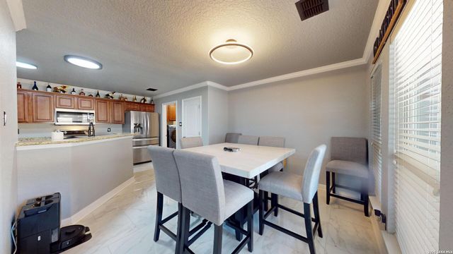 6127 ROYAL RDG, San Antonio, TX 78239