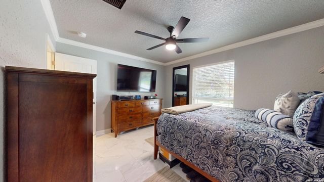 6127 ROYAL RDG, San Antonio, TX 78239