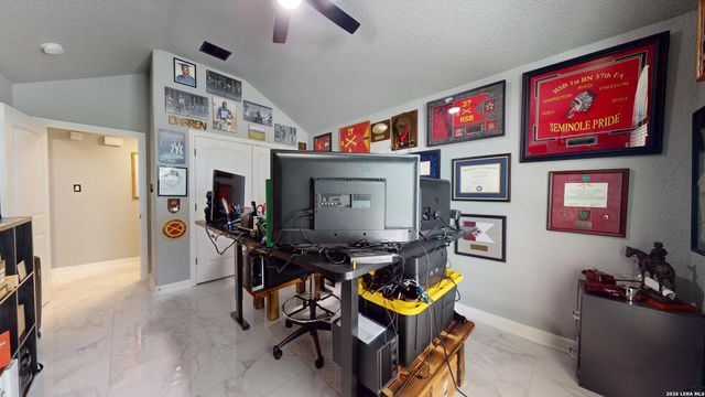 6127 ROYAL RDG, San Antonio, TX 78239