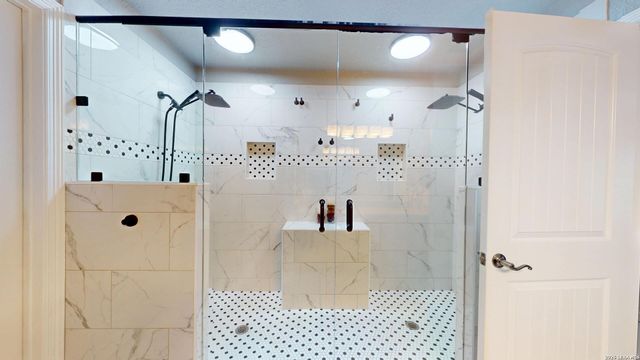 6127 ROYAL RDG, San Antonio, TX 78239