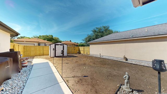 6127 ROYAL RDG, San Antonio, TX 78239