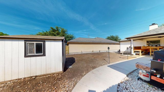6127 ROYAL RDG, San Antonio, TX 78239