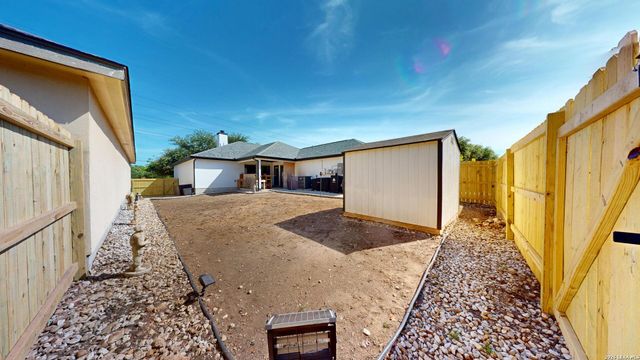 6127 ROYAL RDG, San Antonio, TX 78239