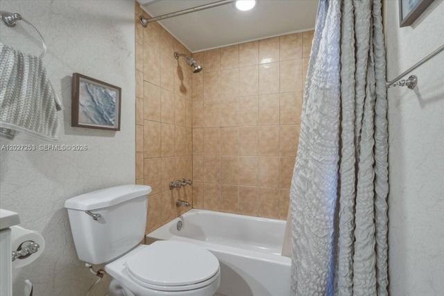 1800 SW 81st Avenue 1411, North Lauderdale, FL 33068