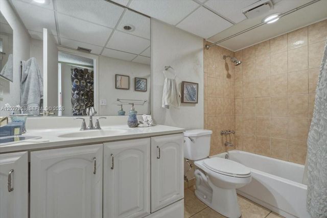 1800 SW 81st Avenue 1411, North Lauderdale, FL 33068