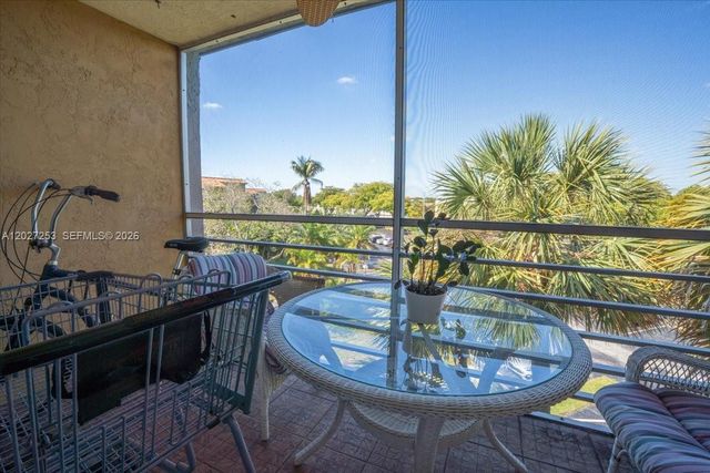 1800 SW 81st Avenue 1411, North Lauderdale, FL 33068