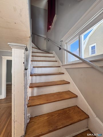 269 Helen Street, Hamden, CT 06514