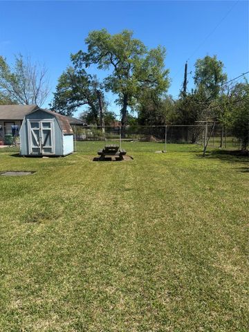 7310 Yoe Street, Houston, TX 77016