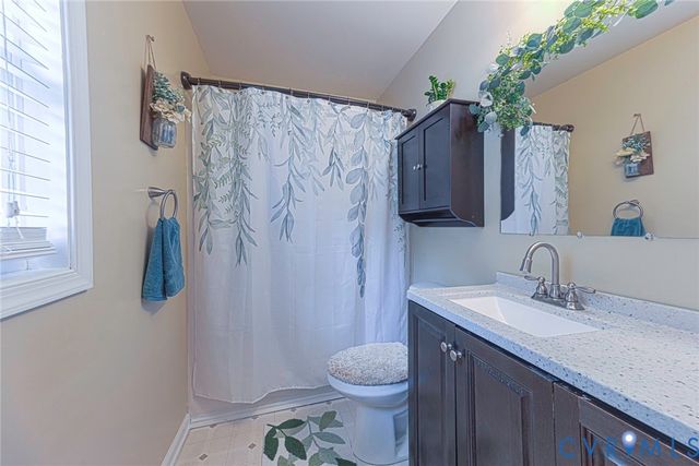 5725 Fox Hunt Trl, South Chesterfield, VA 23803