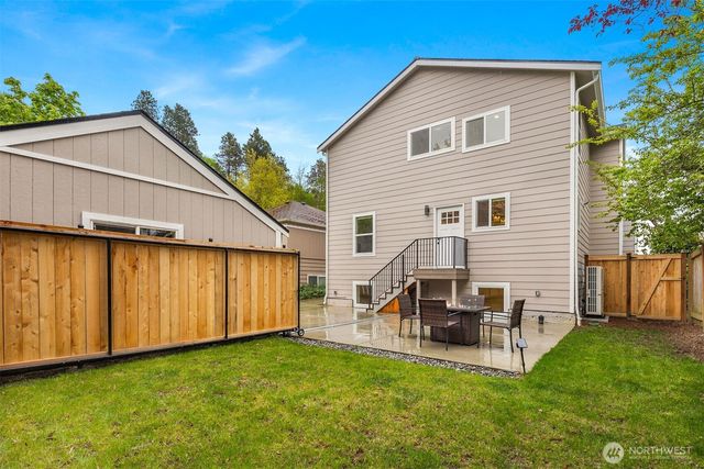 4326 NE 44th Street, Seattle, WA 98105