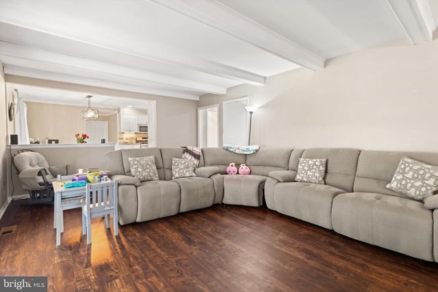 10 BAYAU TRL, Medford, NJ 08055